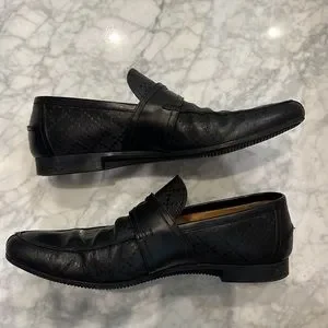 Gucci | Shoes | Gucci Mens Checked Leather Slip On Loafers  display picture 1